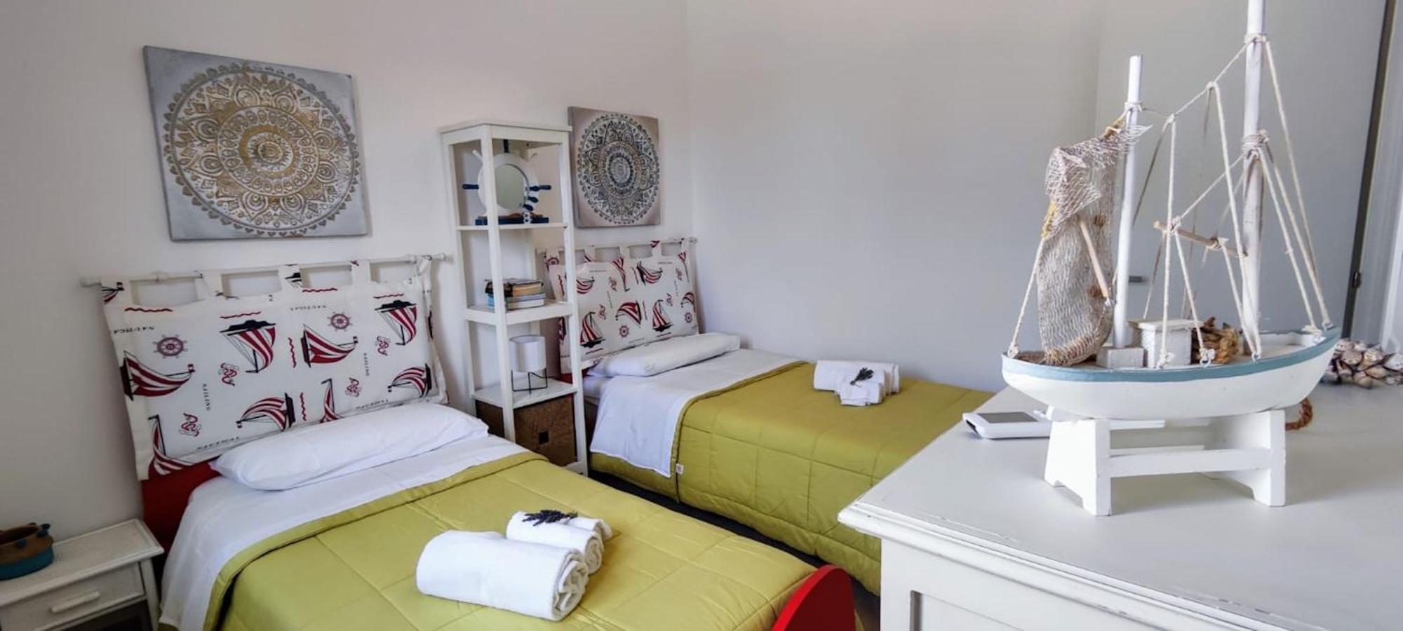 Villa Hibiscus กัสเตลลัมมาเร เดล โกลโฟ ภายนอก รูปภาพ